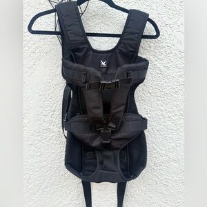 Tailup Pet Backpack Carrier for Dogs 11-20 lbs